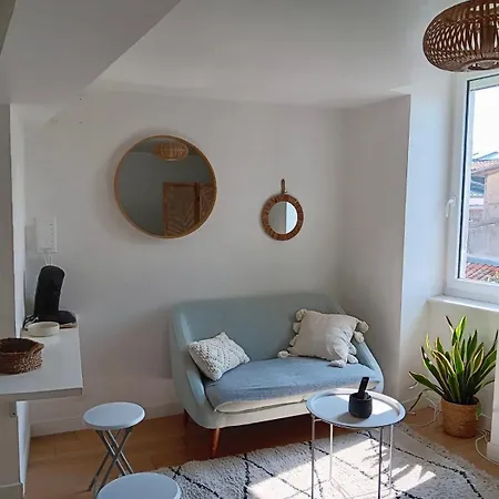 Cosy Space Rue Des Cloutiers * La Rochelle (Charente-Maritime)